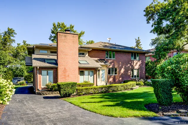 $1,199,999 | 807 Hitchcock Avenue, Lisle, IL 60532