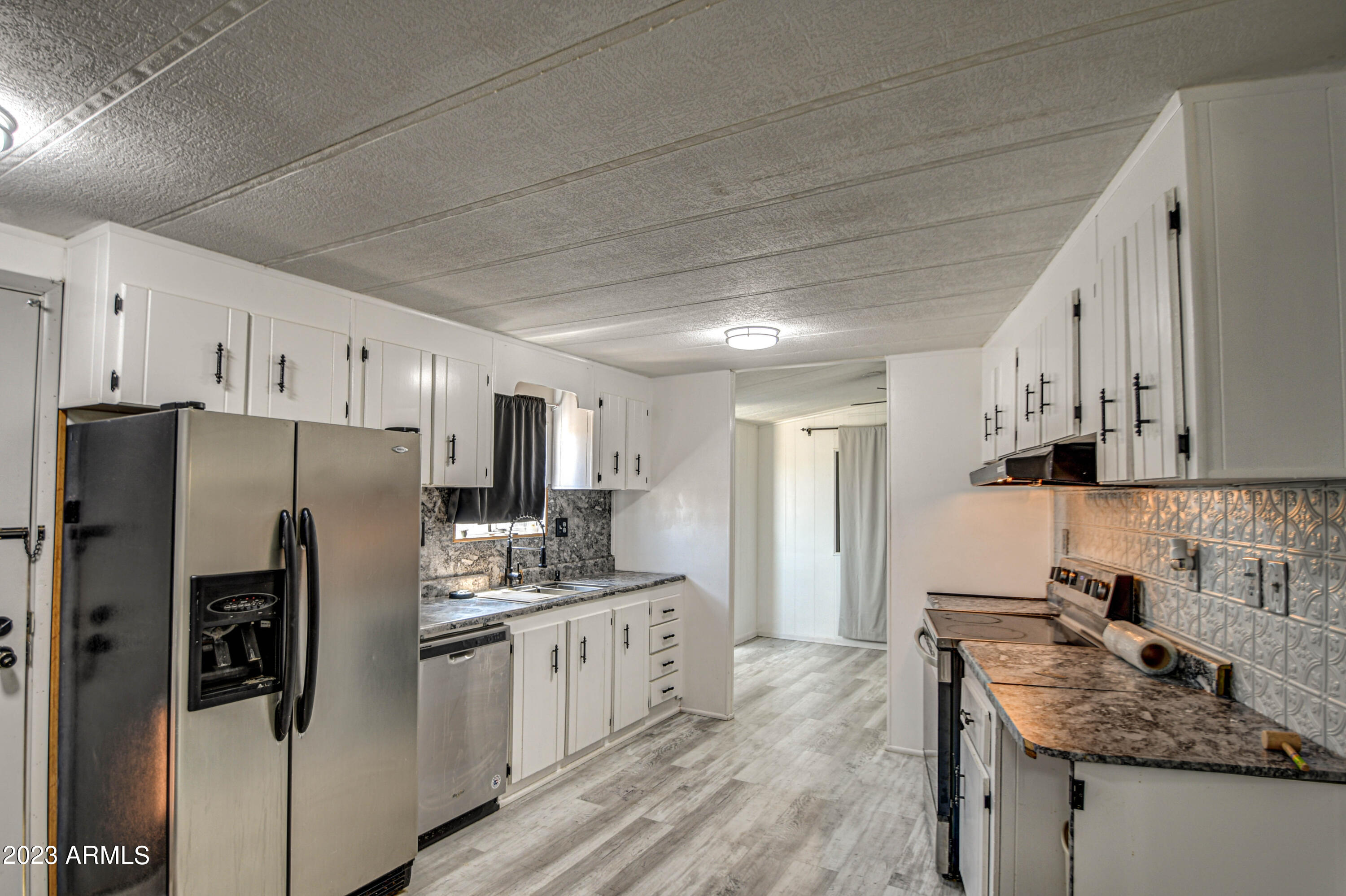 49139 West Butte Road Maricopa, AZ 85139 - Photo 11 of 43 Kitchen
