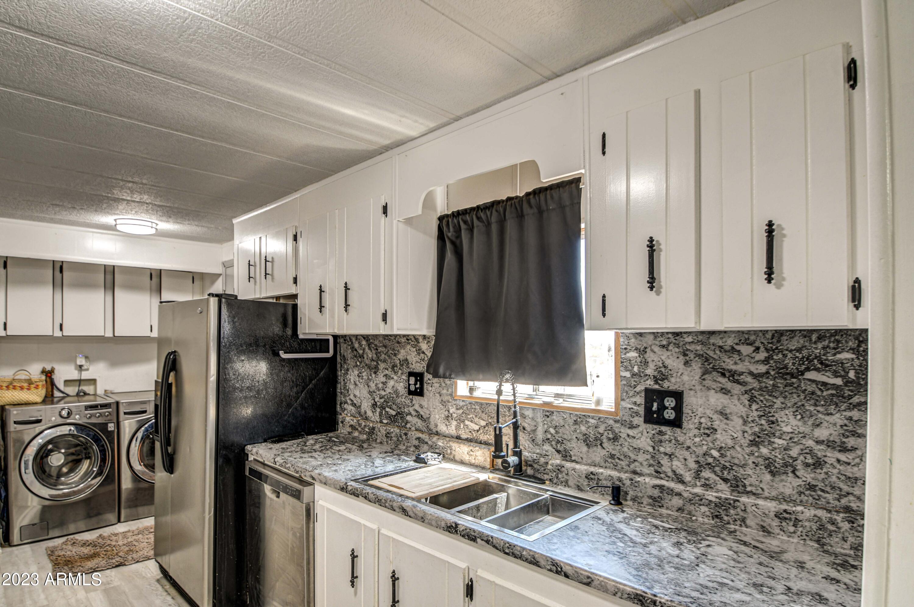 49139 West Butte Road Maricopa, AZ 85139 - Photo 15 of 43 Kitchen