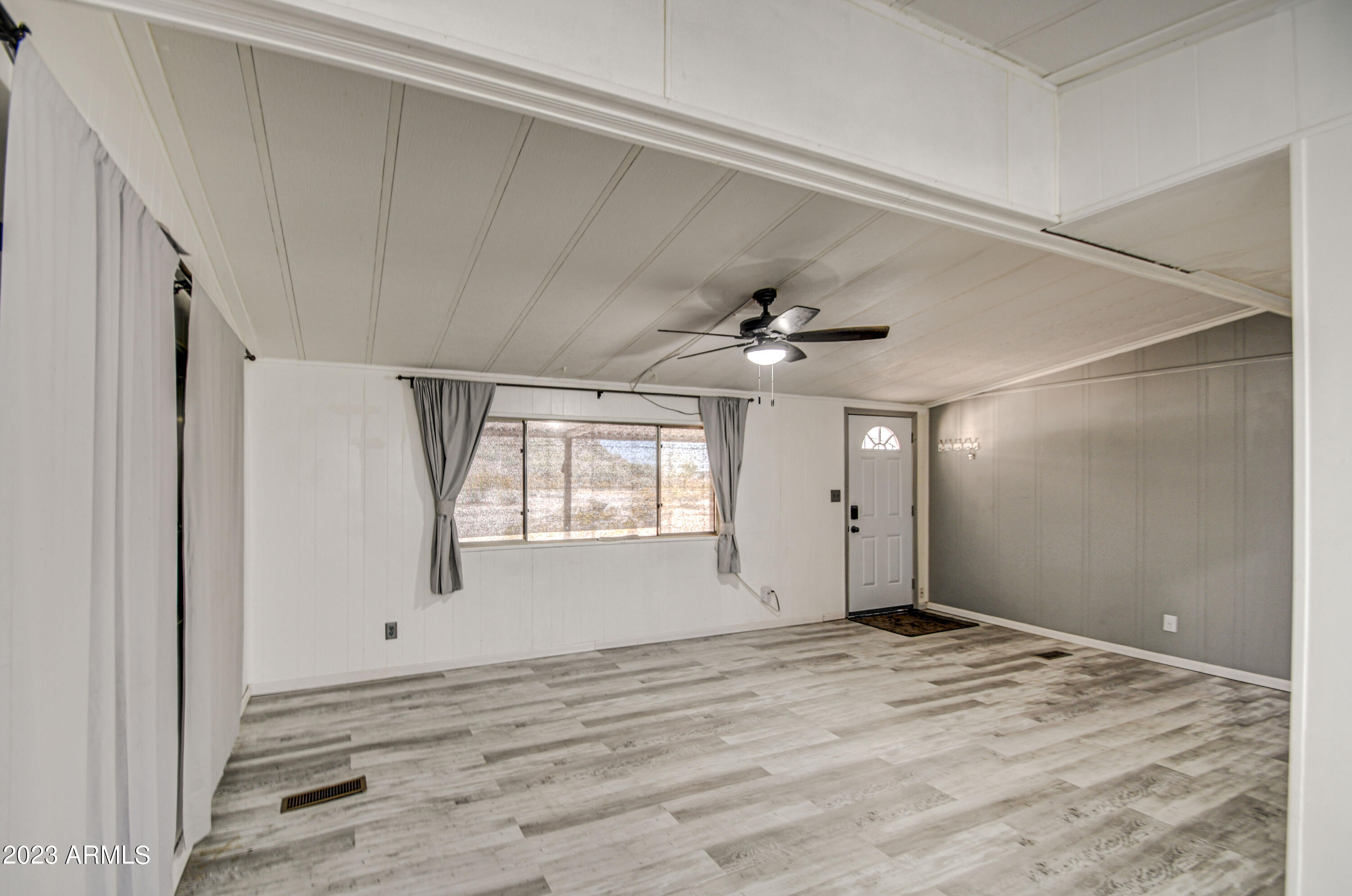 49139 West Butte Road Maricopa, AZ 85139 - Photo 17 of 43 Living Room