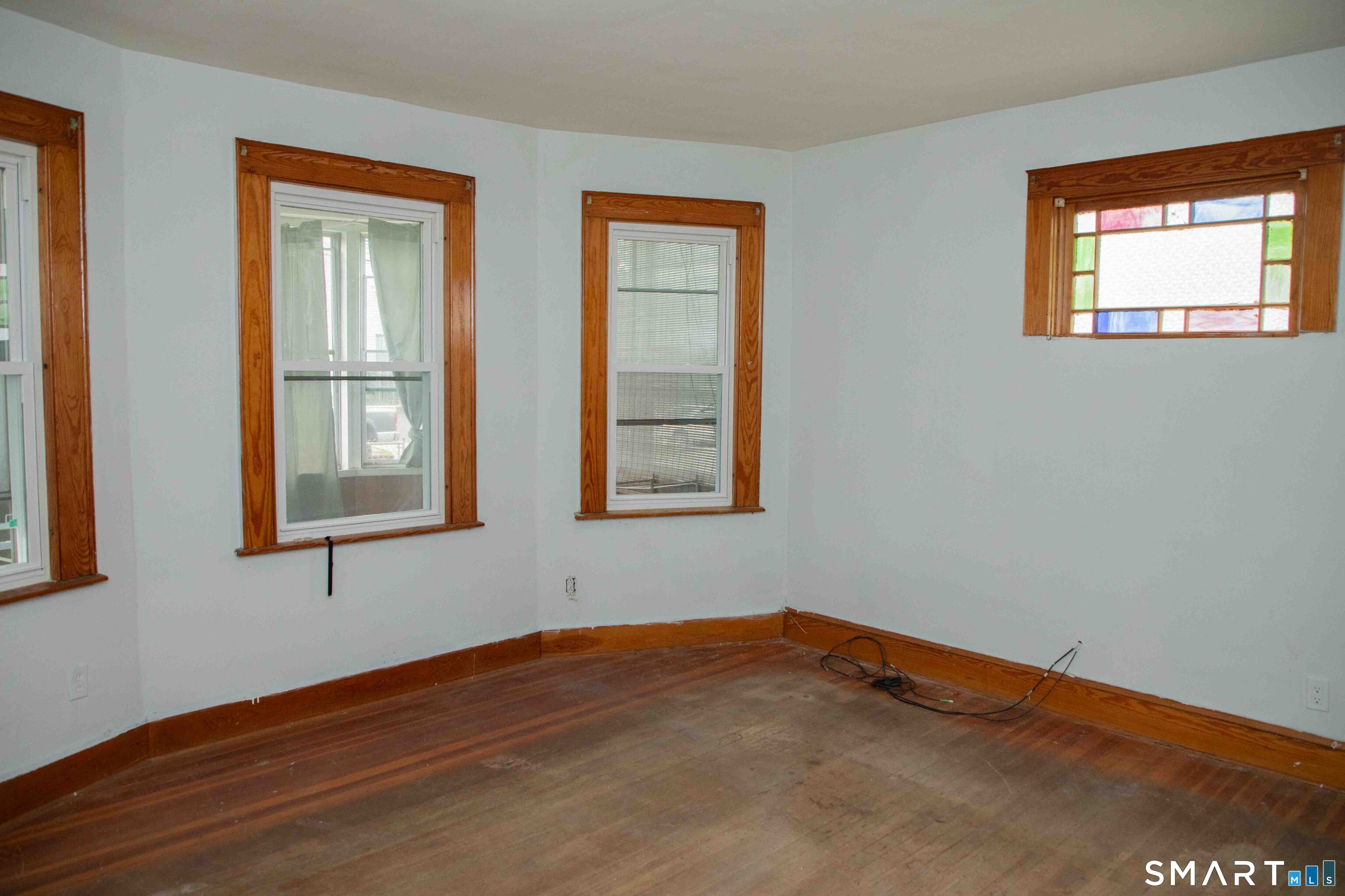 376 Broad Street New Britain, CT 06053 - Photo 4 of 39