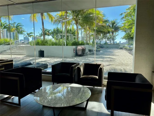 $5,300 | 2960 Northeast 207th Street, Unit 1101, Aventura, FL 33180