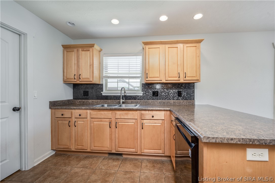 3044 Brookhill Court Georgetown, IN 47122 - Photo 17 of 44