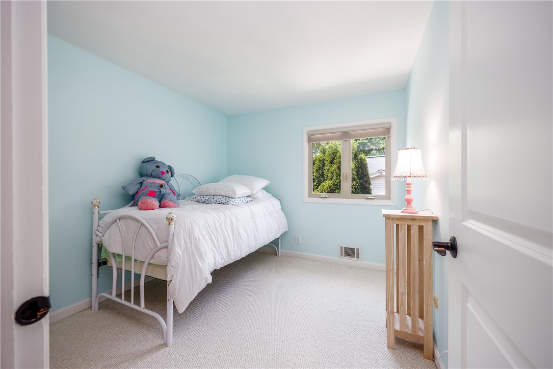 210 Buck Hill Road Greece, NY 14626 - Photo 33 of 49 SPACIOUS BEDROOM