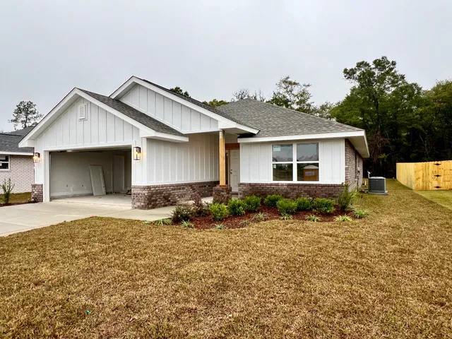 $326,707 | 5327 Hidden Pines Circle, Milton, FL 32583