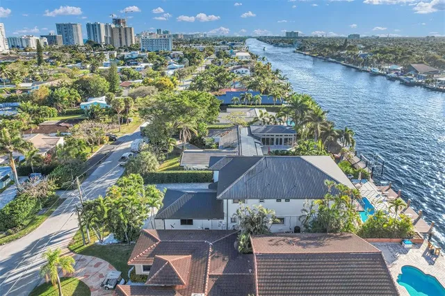 $25,000 | 319 South Riverside Drive, Pompano Beach, FL 33062