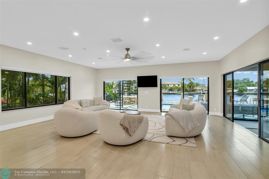 319 South Riverside Drive Pompano Beach, FL 33062 - Photo 25 of 98