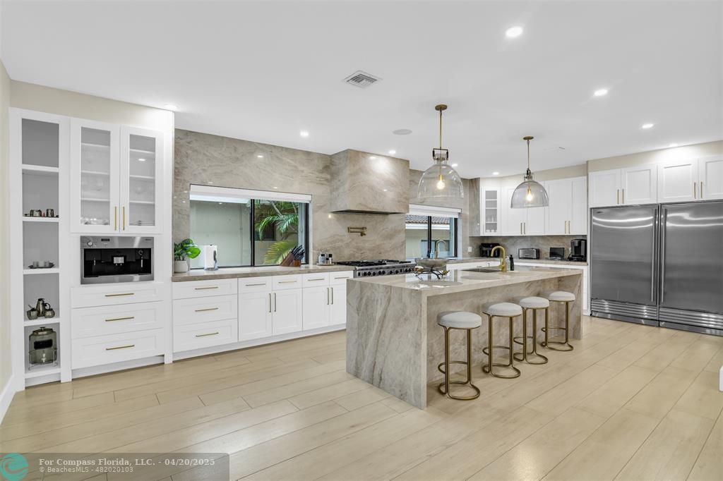 319 South Riverside Drive Pompano Beach, FL 33062 - Photo 4 of 98