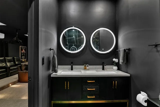 $25,000 | 319 South Riverside Drive, Pompano Beach, FL 33062