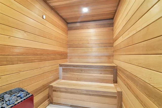 $25,000 | 319 South Riverside Drive, Pompano Beach, FL 33062