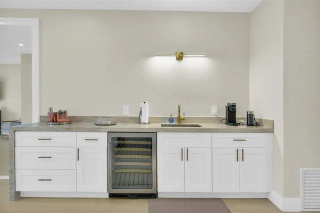 $25,000 | 319 South Riverside Drive, Pompano Beach, FL 33062