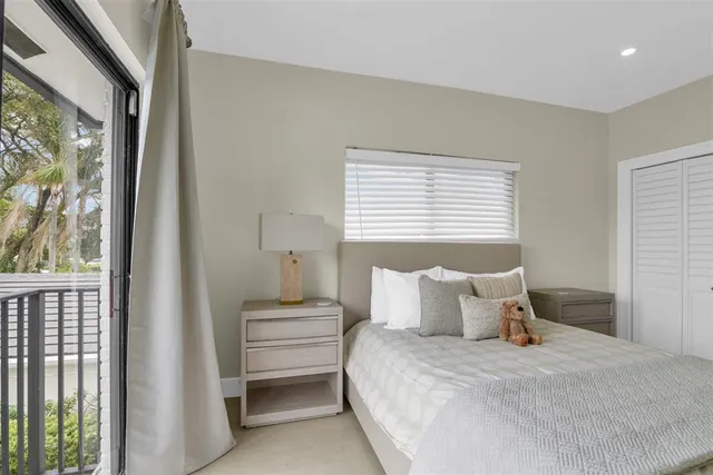 $25,000 | 319 South Riverside Drive, Pompano Beach, FL 33062