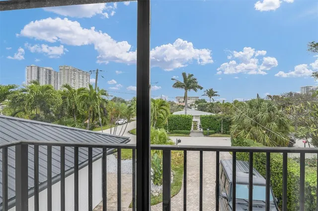 $25,000 | 319 South Riverside Drive, Pompano Beach, FL 33062