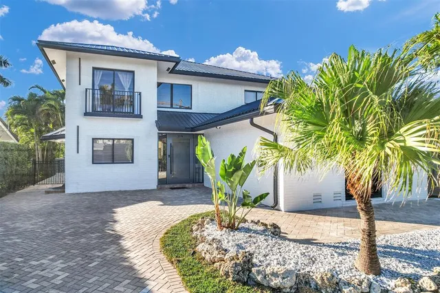 $25,000 | 319 South Riverside Drive, Pompano Beach, FL 33062