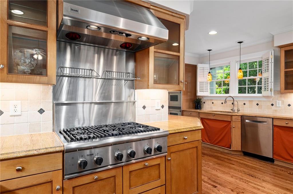 223 Brighton Road Northeast Atlanta, GA 30309 - Photo 10 of 40 Gallery Image 10