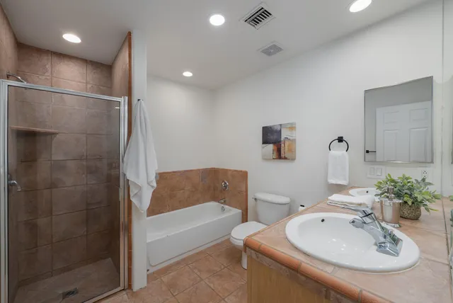 $679,000 | 1843 North Whitewater Club Drive, Palm Springs, CA 92262