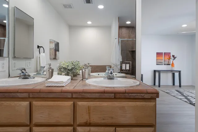 $679,000 | 1843 North Whitewater Club Drive, Palm Springs, CA 92262