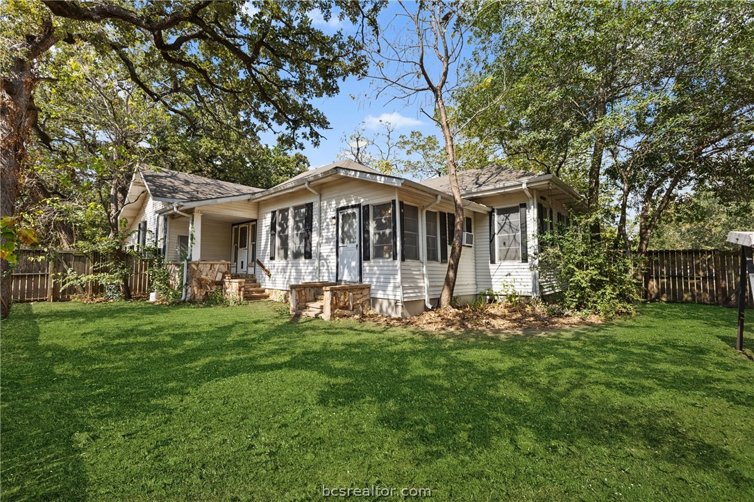 327 12th Street Somerville, TX 77879 - Photo 24 of 30
