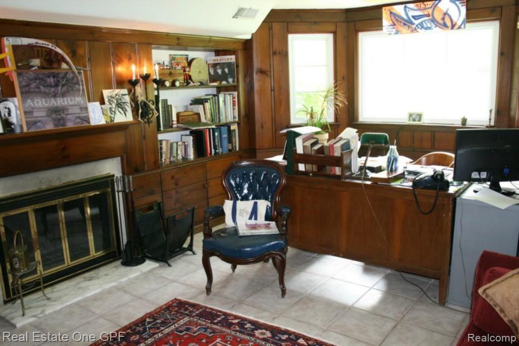 750 Middlesex Road Grosse Pointe, MI 48230 - Photo 23 of 28 IMG_0175.jpg