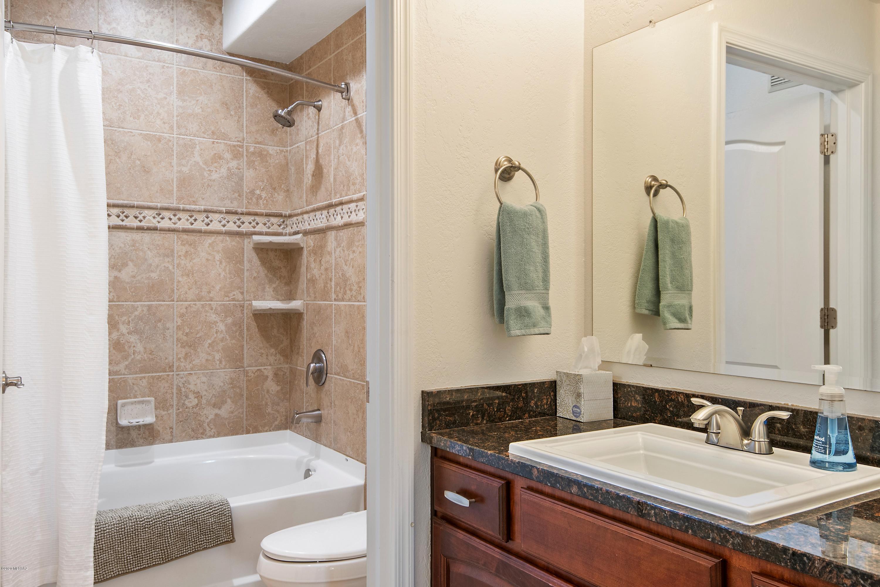 2550 East River Road, Unit 13306 Tucson, AZ 85718 - Photo 14 of 25