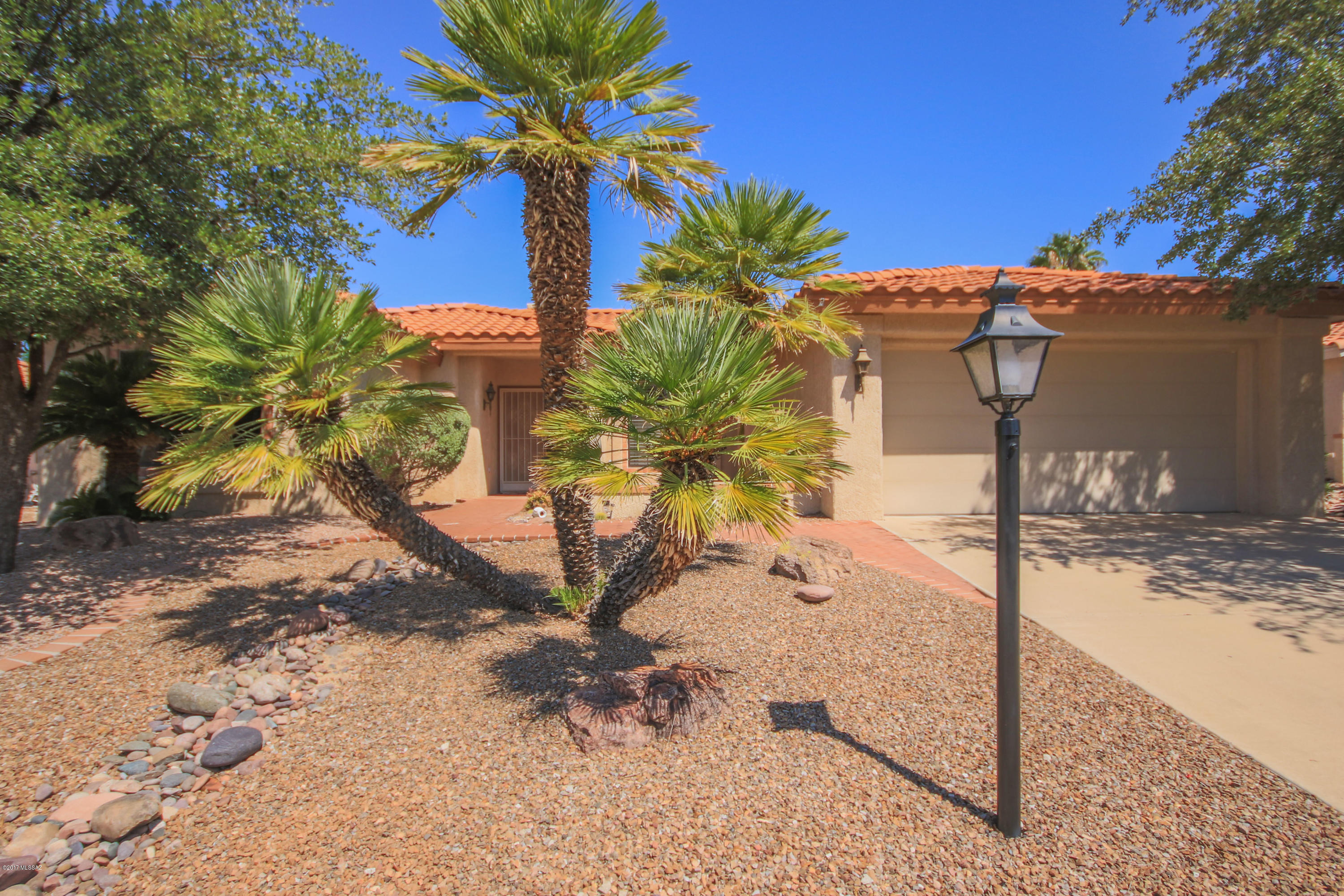 945 East Rising Sun Drive Oro Valley, AZ 85755 - Photo 2 of 24
