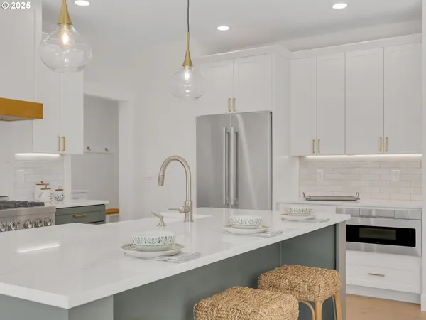 $1,075,000 | 645 Meadow Lane, Gearhart, OR 97138