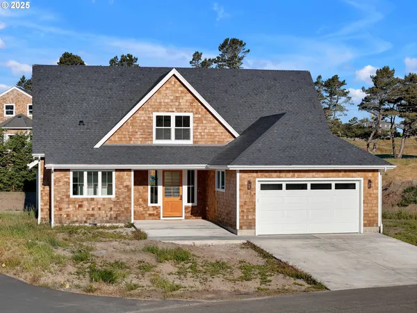 $1,075,000 | 645 Meadow Lane, Gearhart, OR 97138