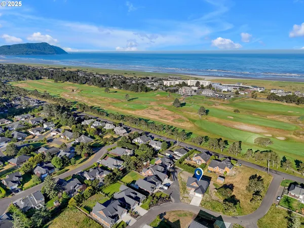 $1,075,000 | 645 Meadow Lane, Gearhart, OR 97138