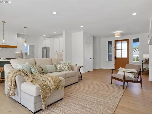 $1,075,000 | 645 Meadow Lane, Gearhart, OR 97138