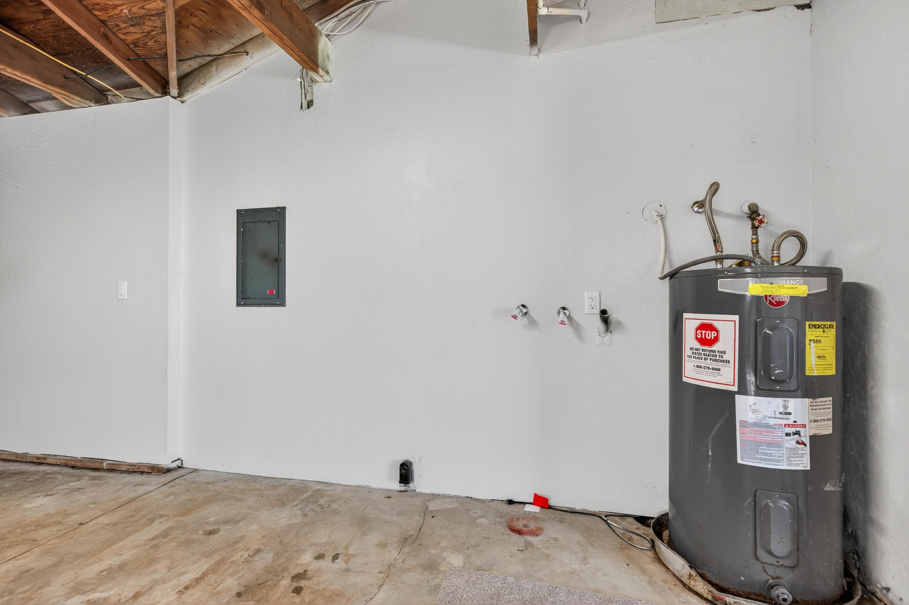 550 Experiment Station Road Medford, OR 97501 - Photo 20 of 27 a view of storage and utility room