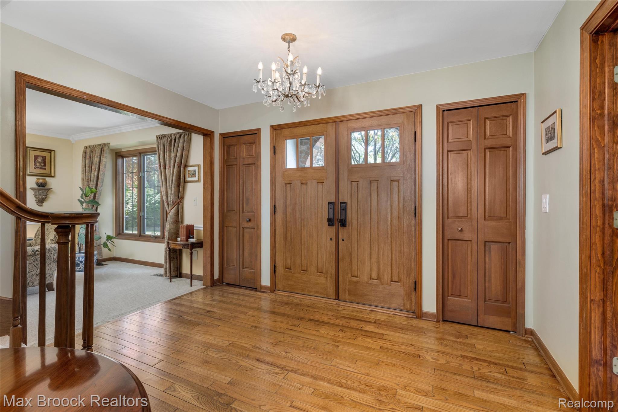 2773 Winter Park Road Rochester, MI 48309 - Photo 5 of 64 Foyer Entrance