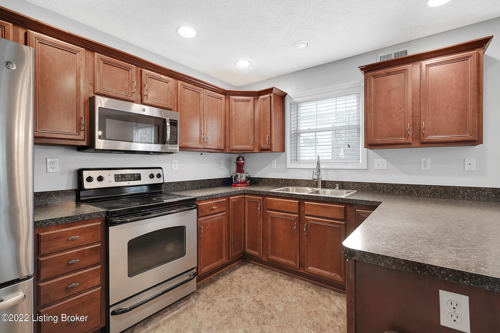 4805 Napa Ridge Way Louisville, KY 40299 - Photo 18 of 50 13 DSC02639