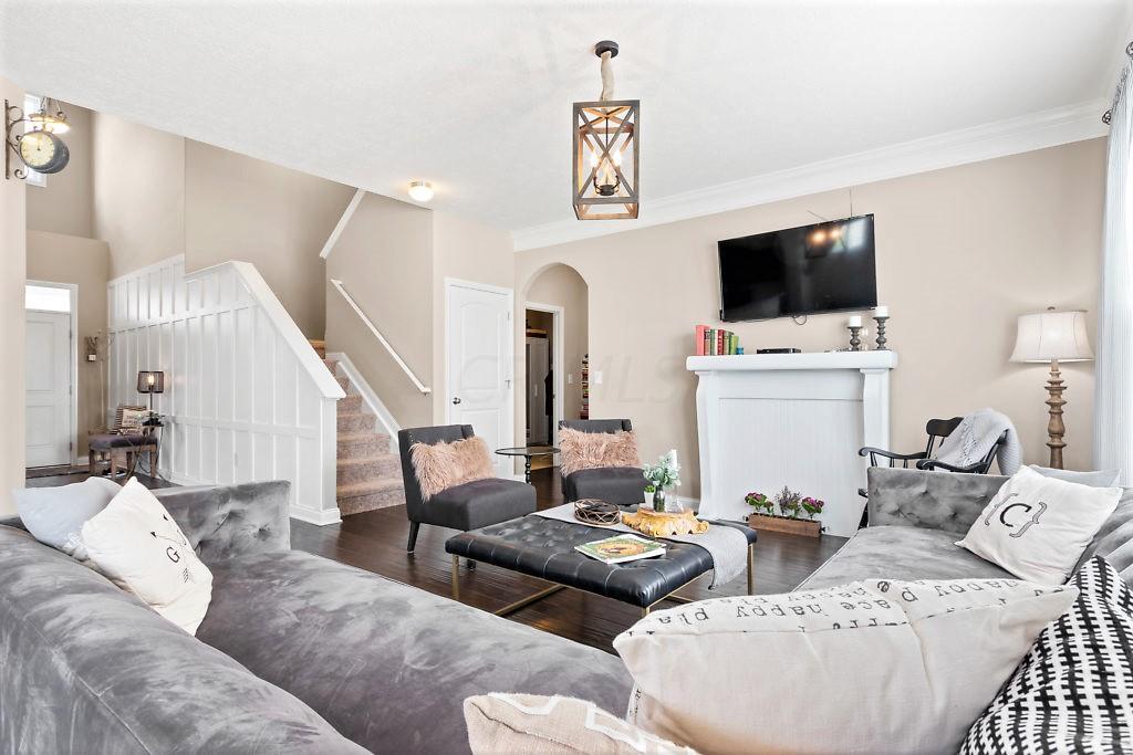 402 Red Stag Road Delaware, OH 43015 - Photo 5 of 49 Gallery Image 5