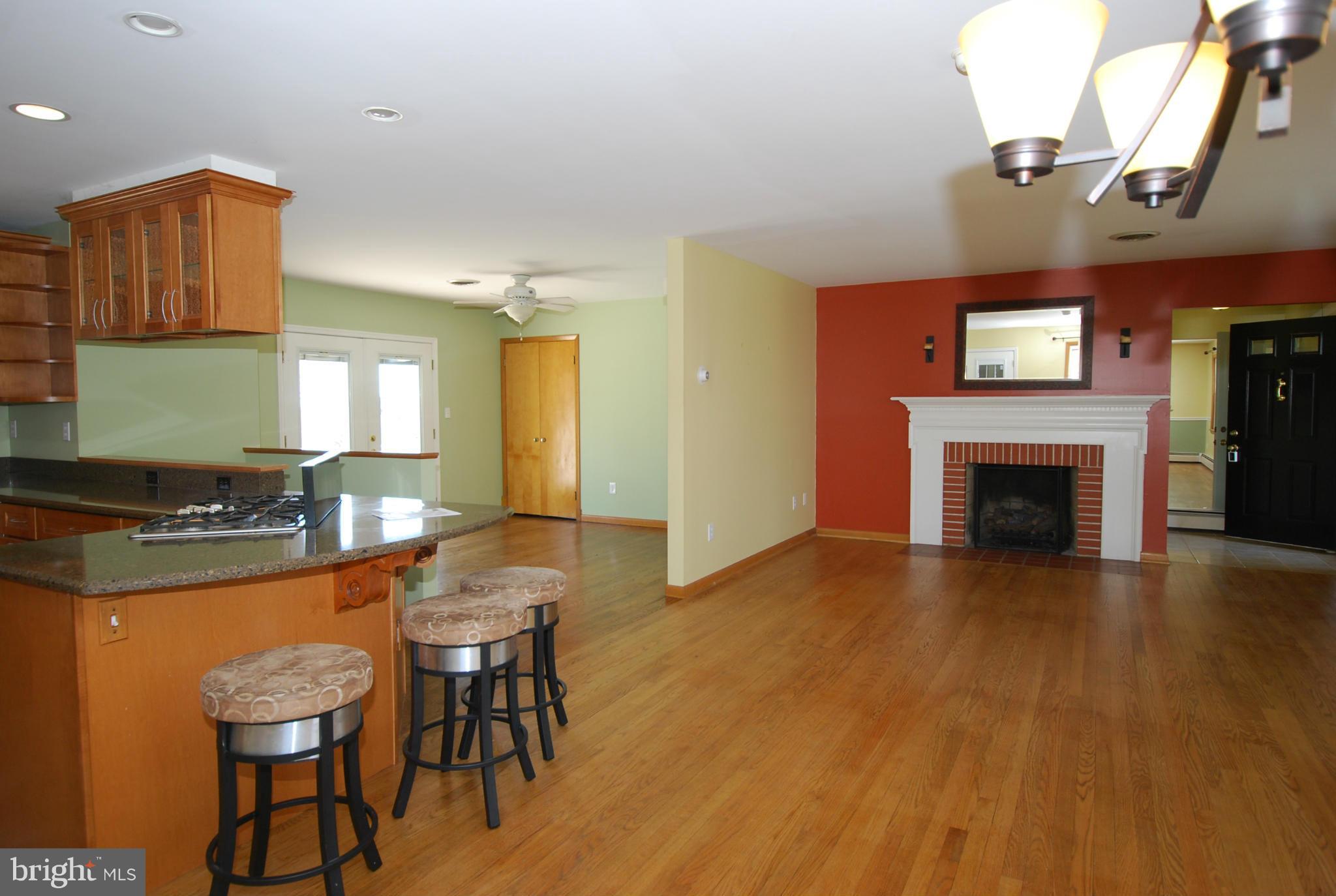 25201 Woodfield Road Damascus, MD 20872 - Photo 20 of 24 Interior (General)