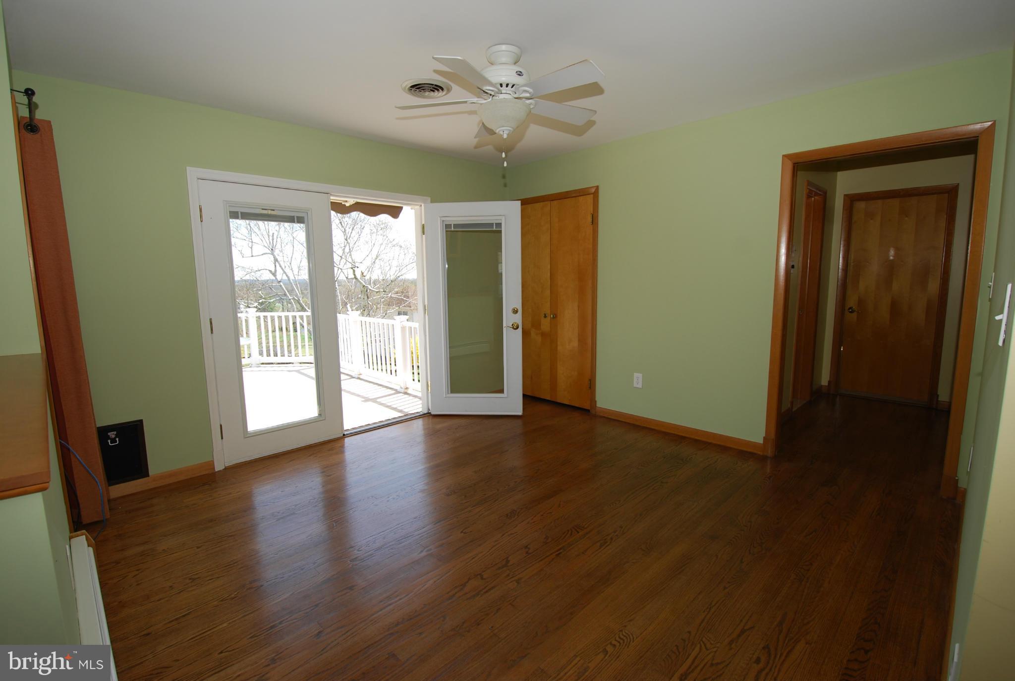 25201 Woodfield Road Damascus, MD 20872 - Photo 22 of 24 Interior (General)