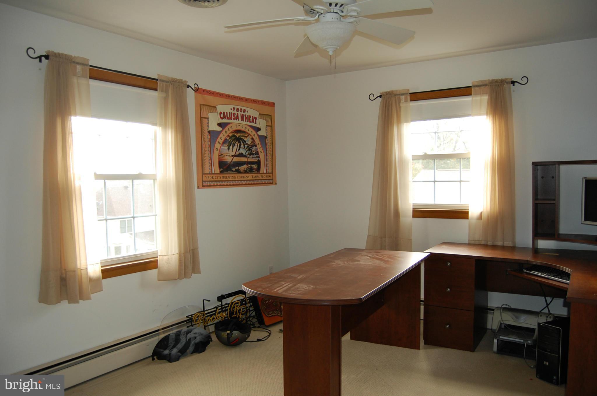 25201 Woodfield Road Damascus, MD 20872 - Photo 10 of 24 Bedroom