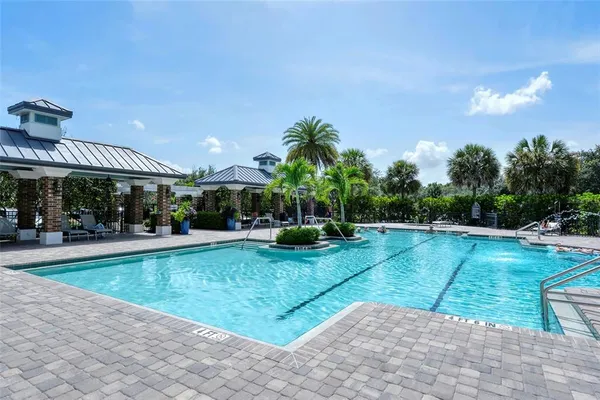 $575,000 | 8121 Indigo Ridge Terrace, Bradenton, FL 34201