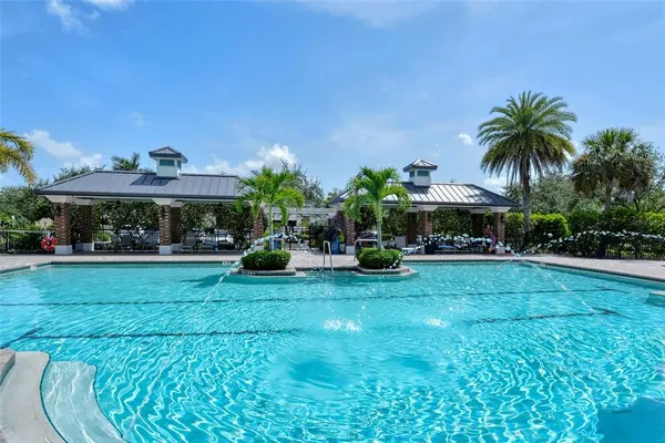 $575,000 | 8121 Indigo Ridge Terrace, Bradenton, FL 34201