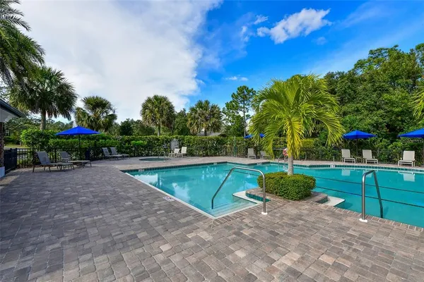 $575,000 | 8121 Indigo Ridge Terrace, Bradenton, FL 34201