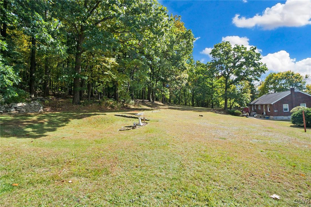 2991 Honeysuckle Road Bethlehem, PA 18015 - Photo 26 of 29 Gallery Image 26