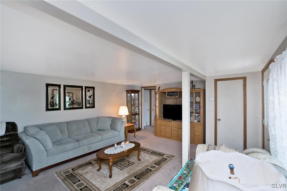 2991 Honeysuckle Road Bethlehem, PA 18015 - Photo 5 of 29 Gallery Image 5