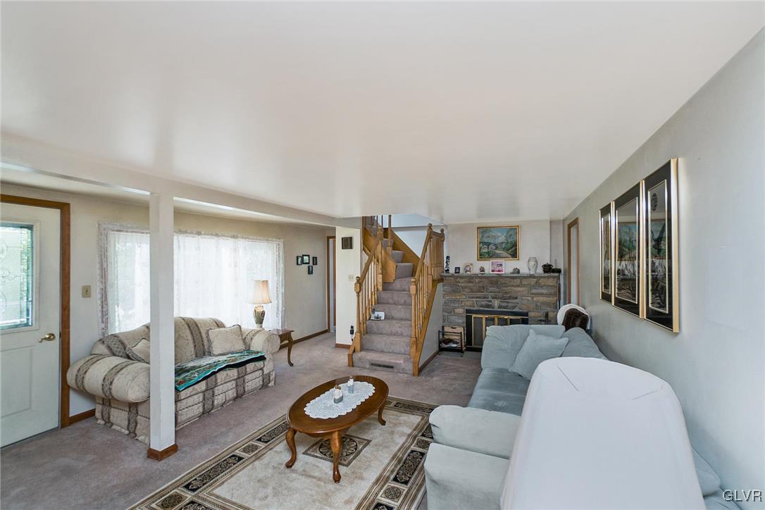 2991 Honeysuckle Road Bethlehem, PA 18015 - Photo 6 of 29 Gallery Image 6