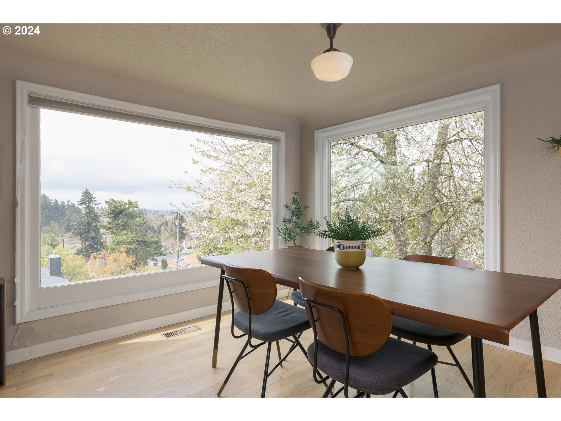 2614 Van Ness Street Eugene, OR 97403 - Photo 8 of 38 a view of a dining room with furniture window and outside view