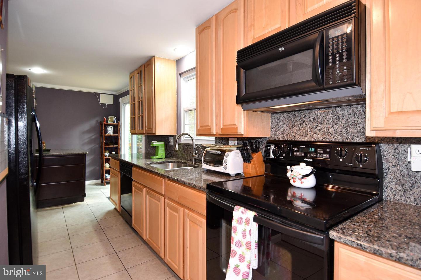 8470 Misty Blue Court Springfield, VA 22153 - Photo 12 of 38