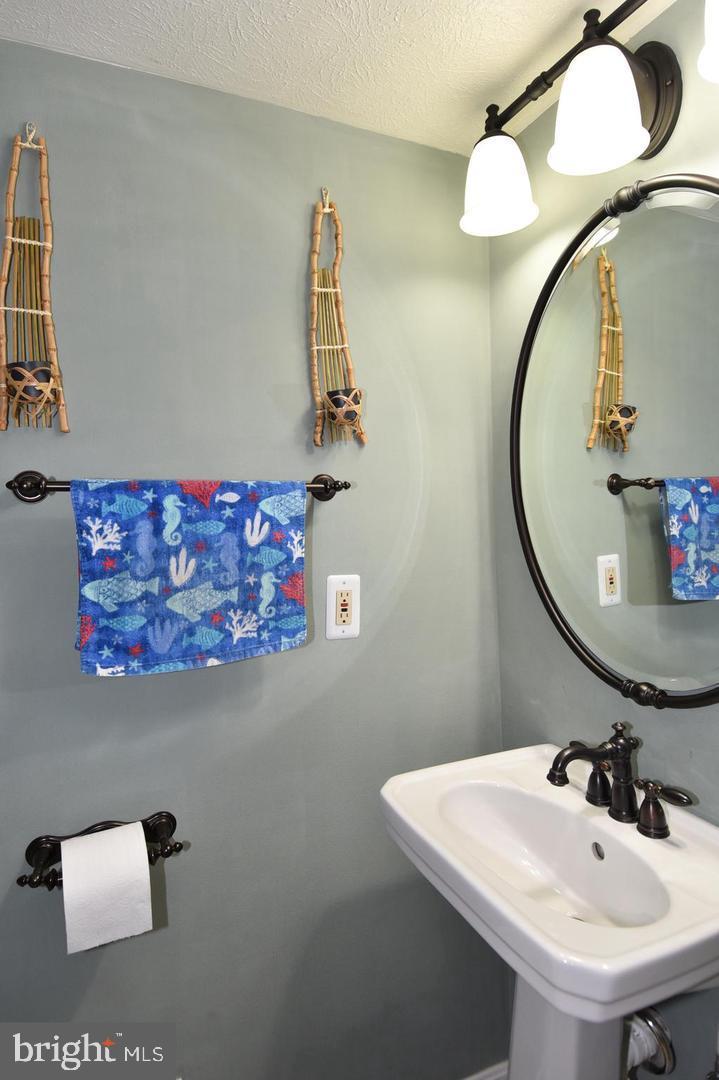 8470 Misty Blue Court Springfield, VA 22153 - Photo 19 of 38