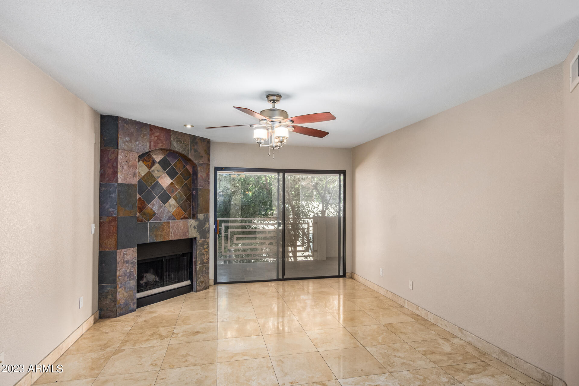 3235 East Camelback Road, Unit 206 Phoenix, AZ 85018 - Photo 13 of 36 0008-08 - Camelback