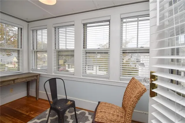 $3,400 | 16 Vaughan Avenue, Unit 2, Newport, RI 02840