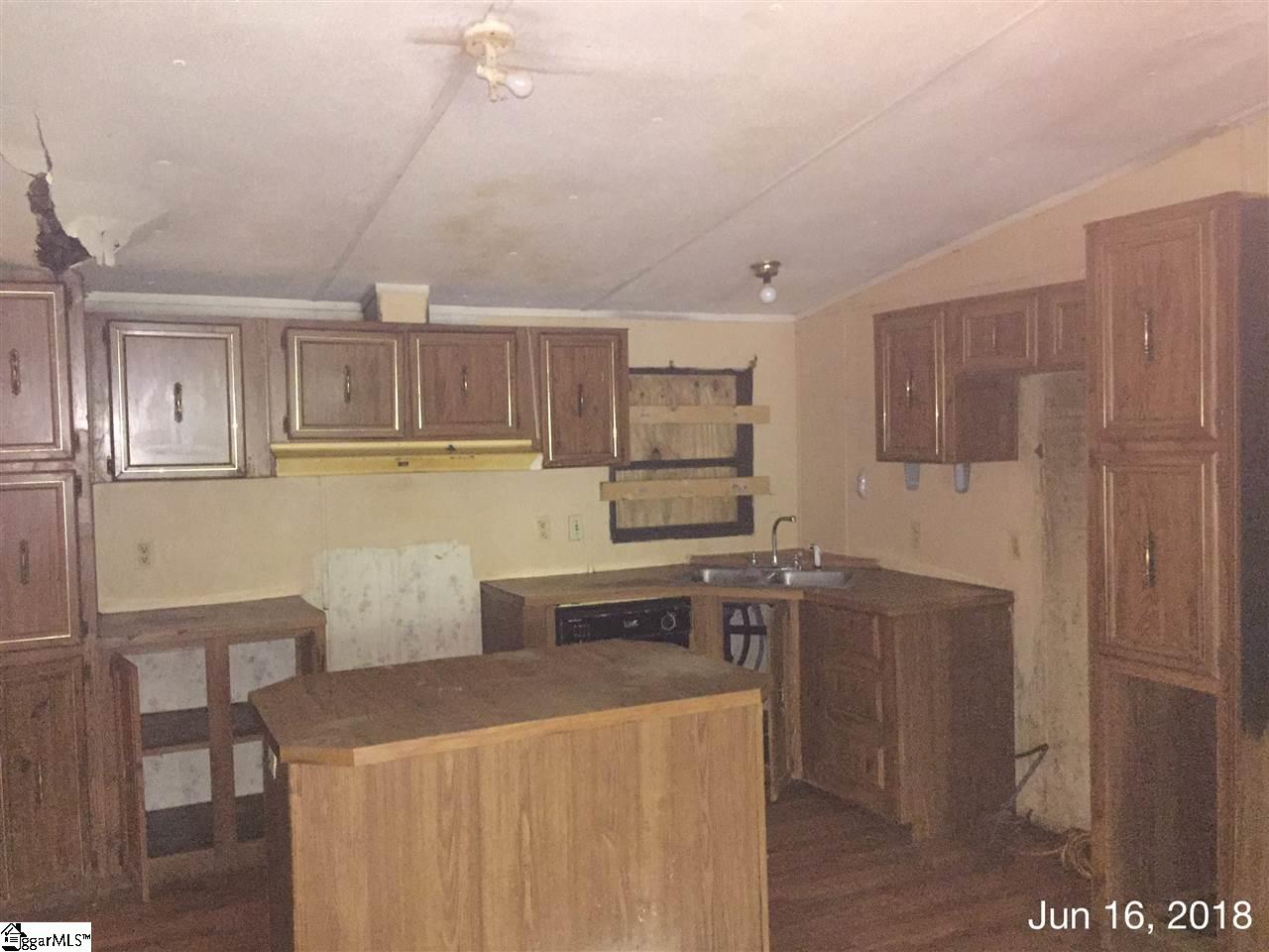 165 Barnyard Road Gray Court, SC 29645 - Photo 2 of 20 Gallery Image 2