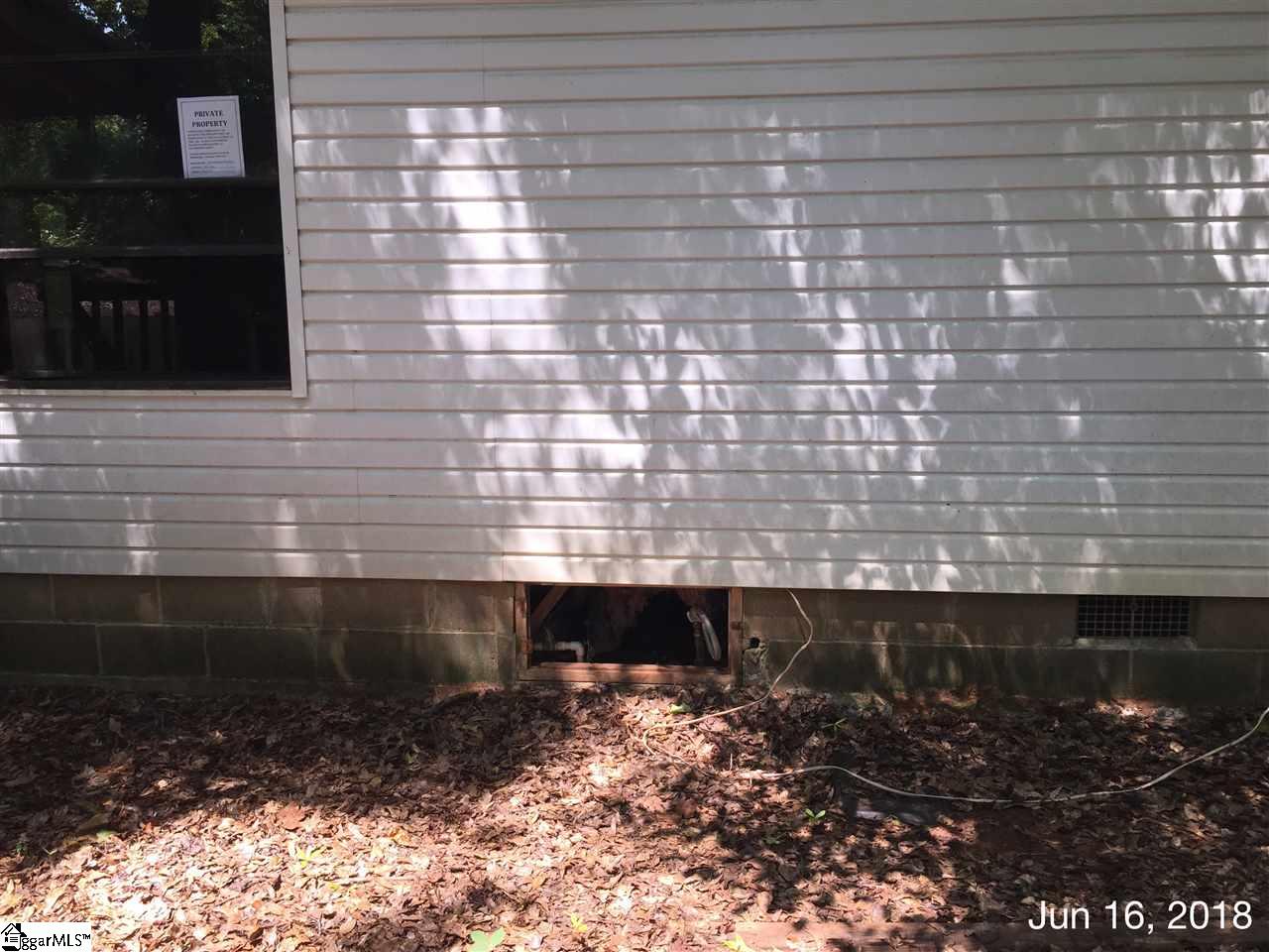 165 Barnyard Road Gray Court, SC 29645 - Photo 12 of 20 Gallery Image 12