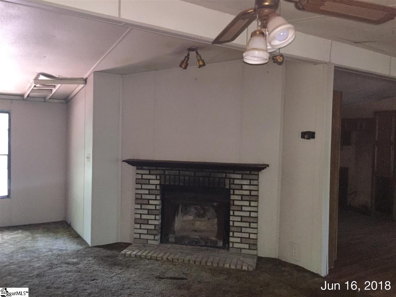 165 Barnyard Road Gray Court, SC 29645 - Photo 3 of 20 Gallery Image 3